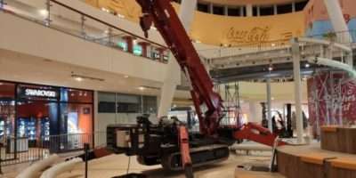 Miniraupenkrane mit Stüzten für Indoor Montagen