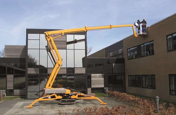 Raupen-Arbeitsbühnen mit Stützen