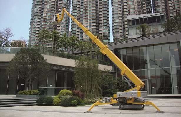 Raupen-Arbeitsbühnen mit Stützen