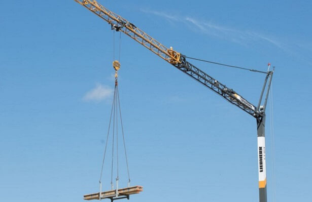 271-turmdrehkrane-2,5-tonnen-schnelleinsatzkrane-25,00-m-ausladung-liebherr-l1-24