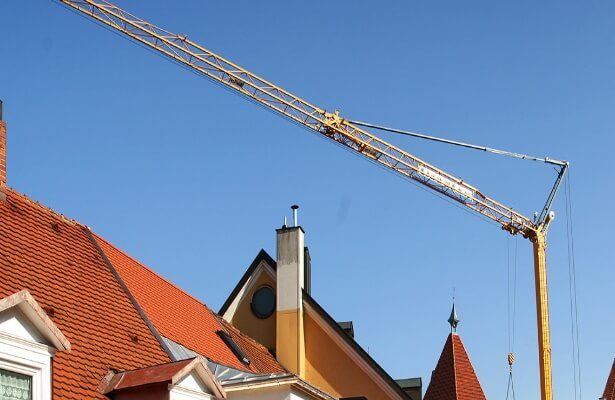 277-turmdrehkrane-2-tonnen-schnelleinsatzkrane-27,00-m-ausladung-liebherr-22hm