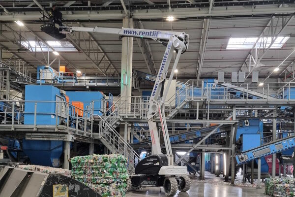 Nifty HR21 Gelenk-Teleskop-Arbeitsbühne Hybrid 