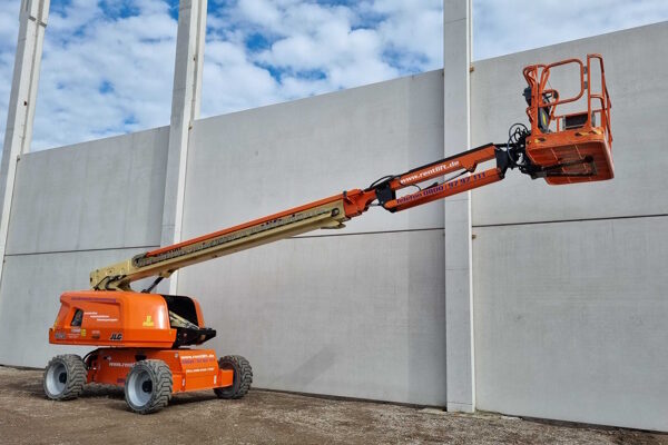 Teleskop-Arbeitsbühne Diesel Allrad JLG 660SJ mit 22 Metern Arbeitshöhe
