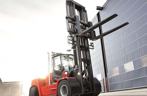 201-industrie-frontstapler-stapler-diesel-12-kalmar