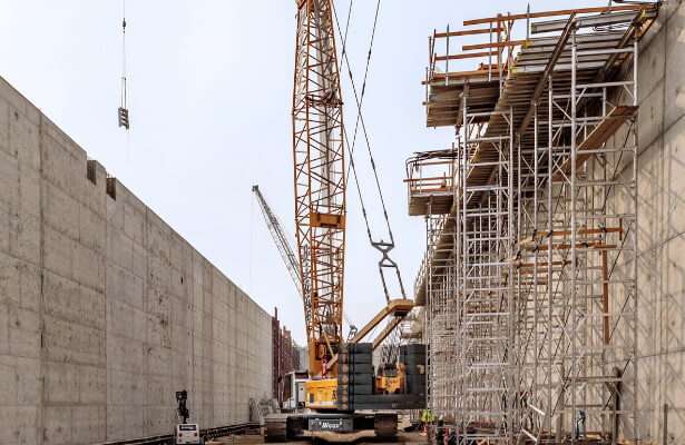 Gittermast-Raupenkrane