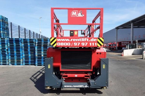 ... Extra-Breite von 2,29 Meter und hydraulischen Stützen.