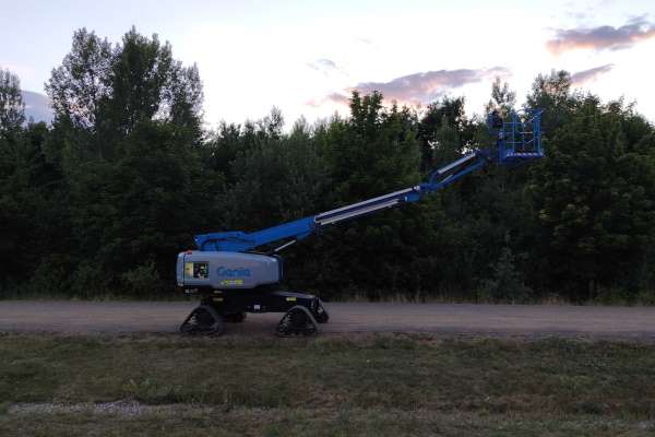 S-45 Trax von Genie mit 16 Metern Arbeitshöhe